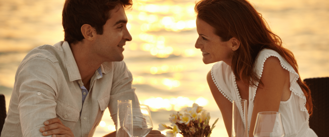 Choosing the Right Yacht for a Romantic Dinner Cruise